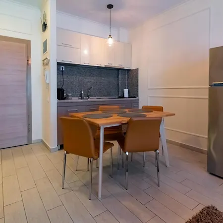 Apartman De Silva 19 *