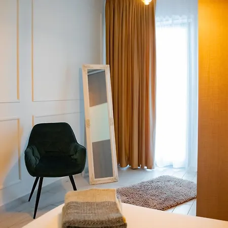 Apartman De Silva 19 Mamaia