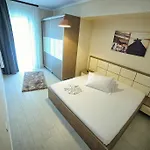 Apartment De Silva 19 Mamaia